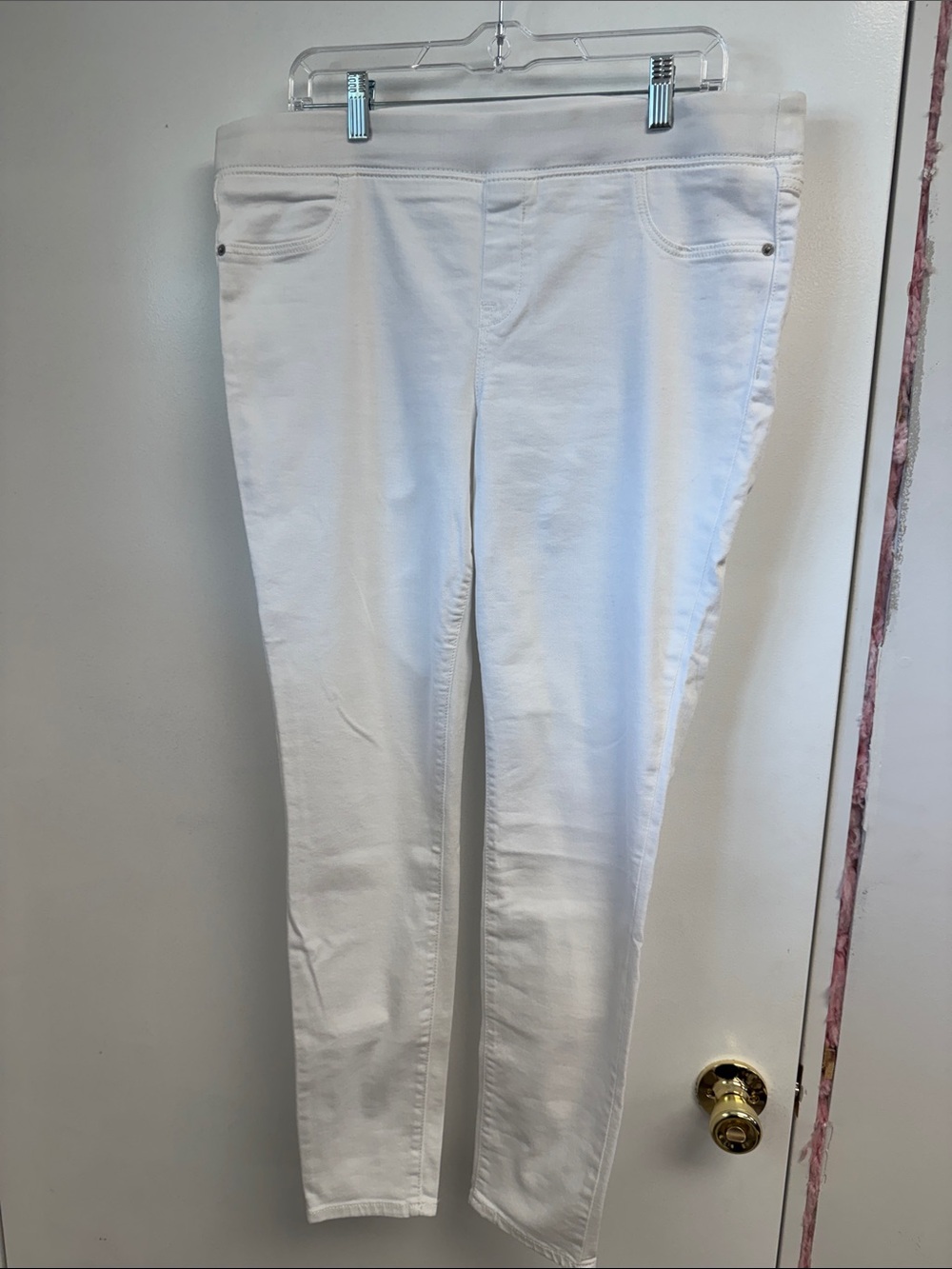 Old Navy Rockstar Mid-rise White Skinny Jeans
